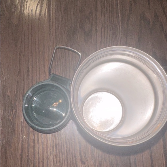 Stanley Forest Green Insulated stainless steel Tumbler - Picture 6 of 6